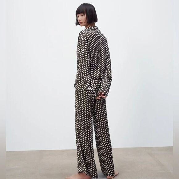 ZARA SATIN SHIRT WITH POLKA DOTS - Picture 2 of 8